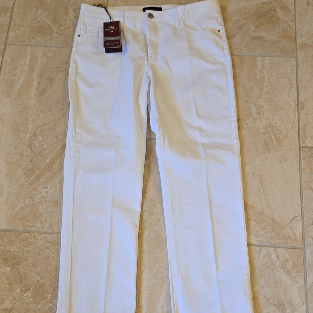 Lee Women's Straight Leg Jeans in Bright White - Picture 9 of 11